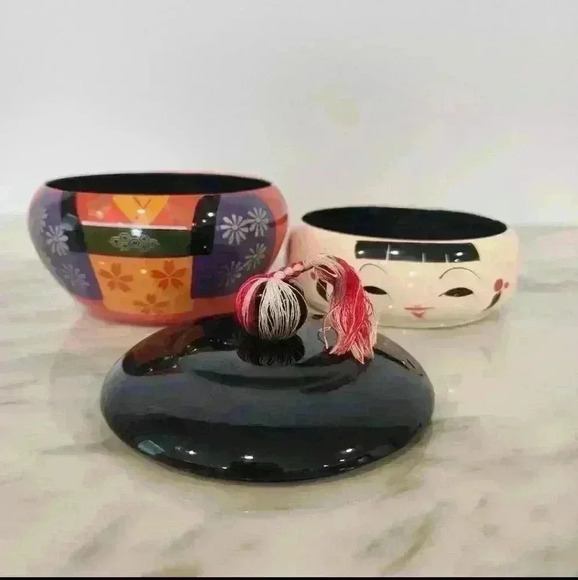 EUC Vintage Japanese 3-Pc. Hand Painted Bento Lunchbox - Picture 2 of 7